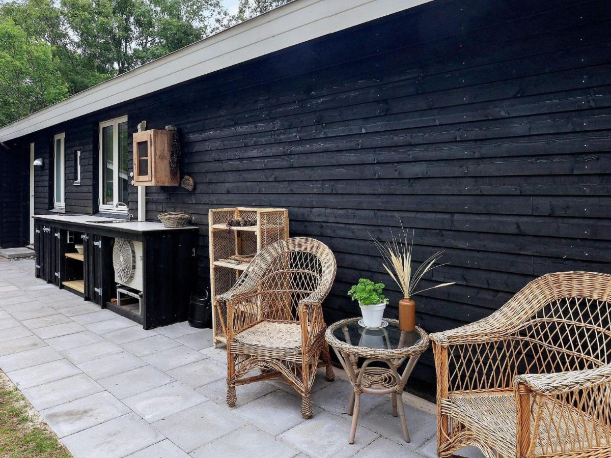 Holiday Home Laeso Liii Bagian luar foto